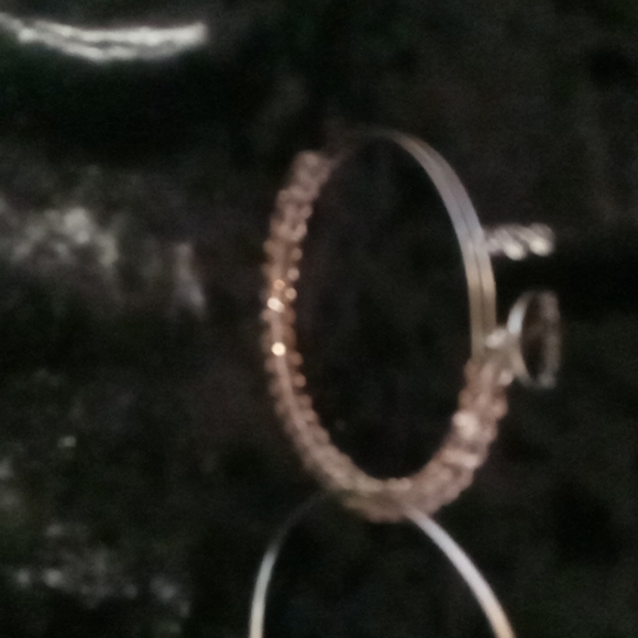 Three bangle bracelet's lots of charm one beaded bangle all expandable.in silver - Picture 3 of 9